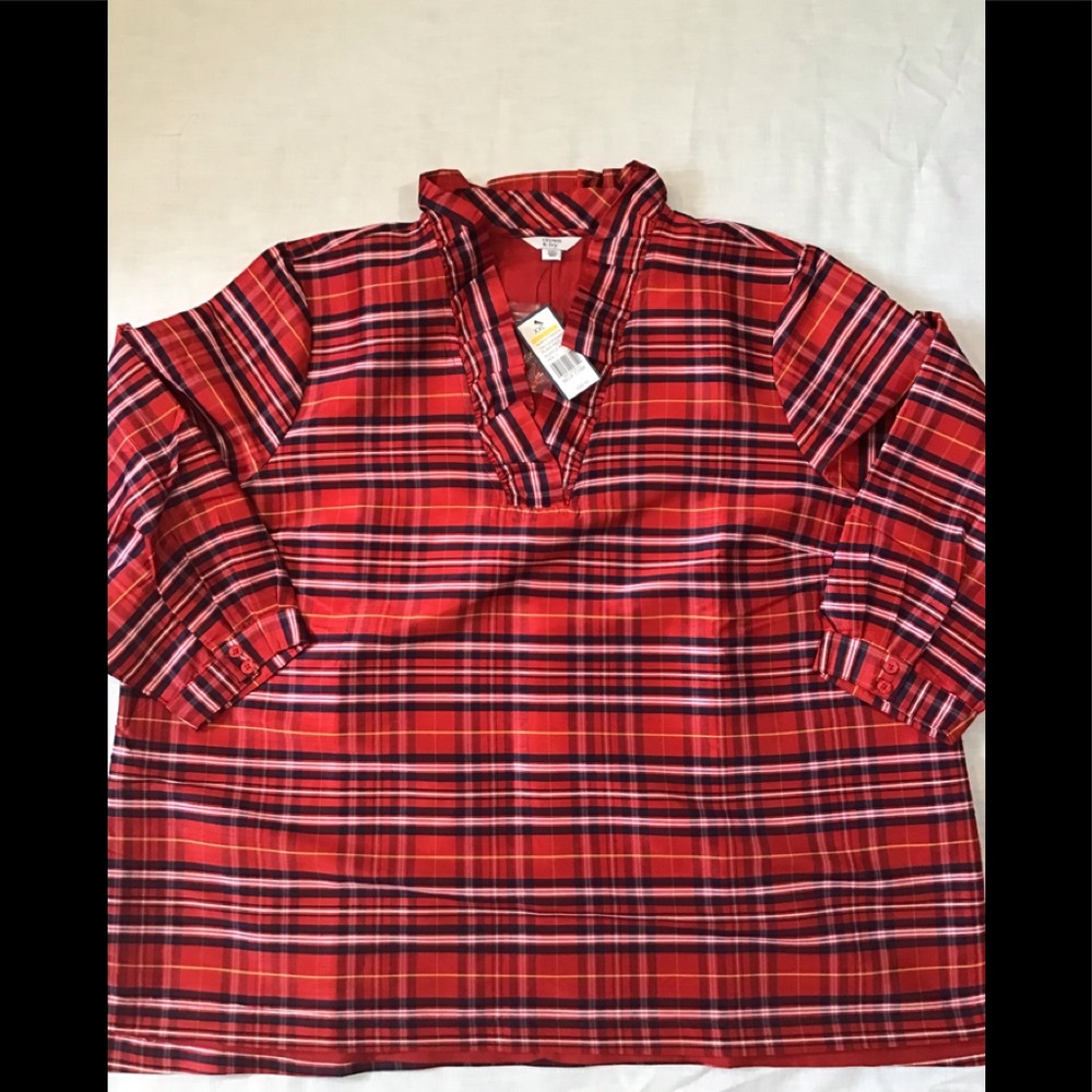 Women’s size XXL crown&ivy red plaid NWT pullover top/ blouse 3/4 length sleeves